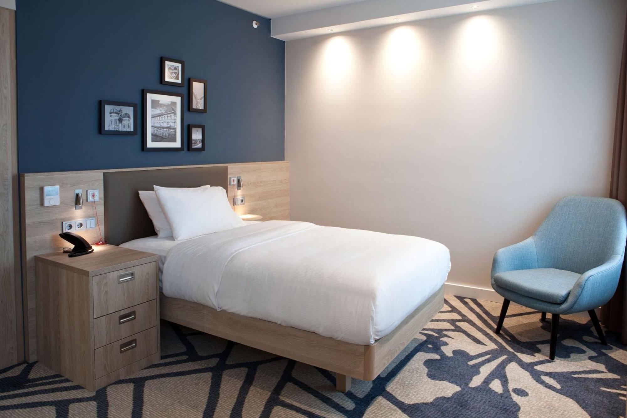 Hampton By Hilton Center East 3* Munich