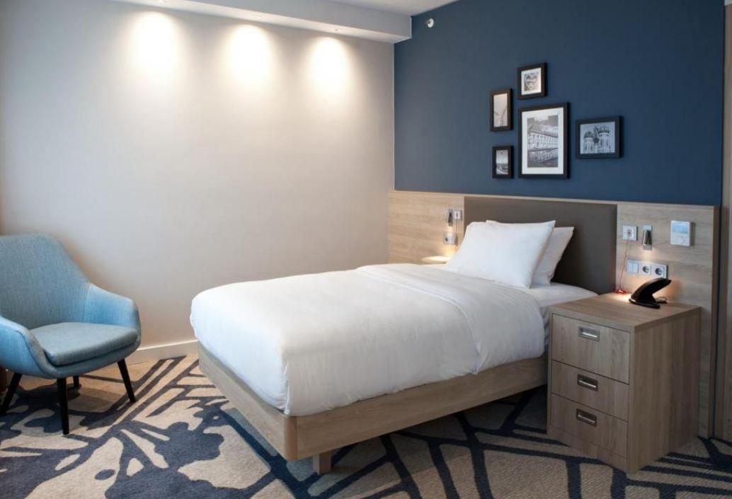 Hotel Hampton By Hilton Center East 3*
